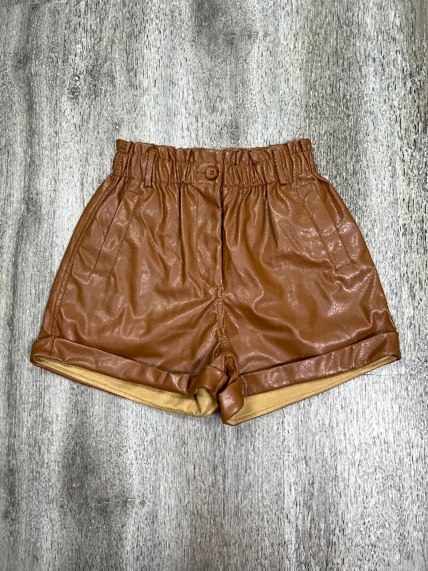 Shorts By Skies Are Blue  Size: S